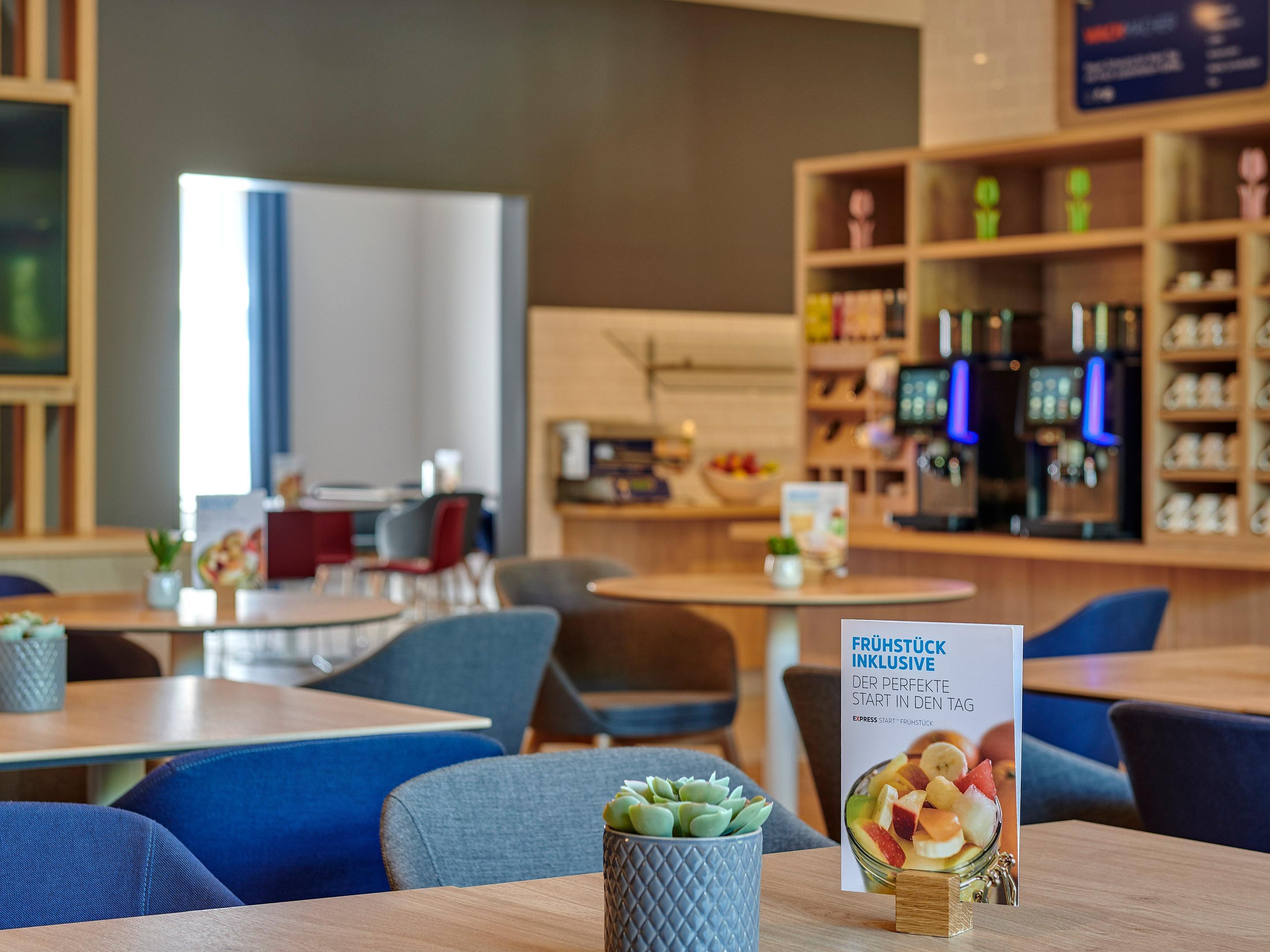 Express By Ihg Отель 3*