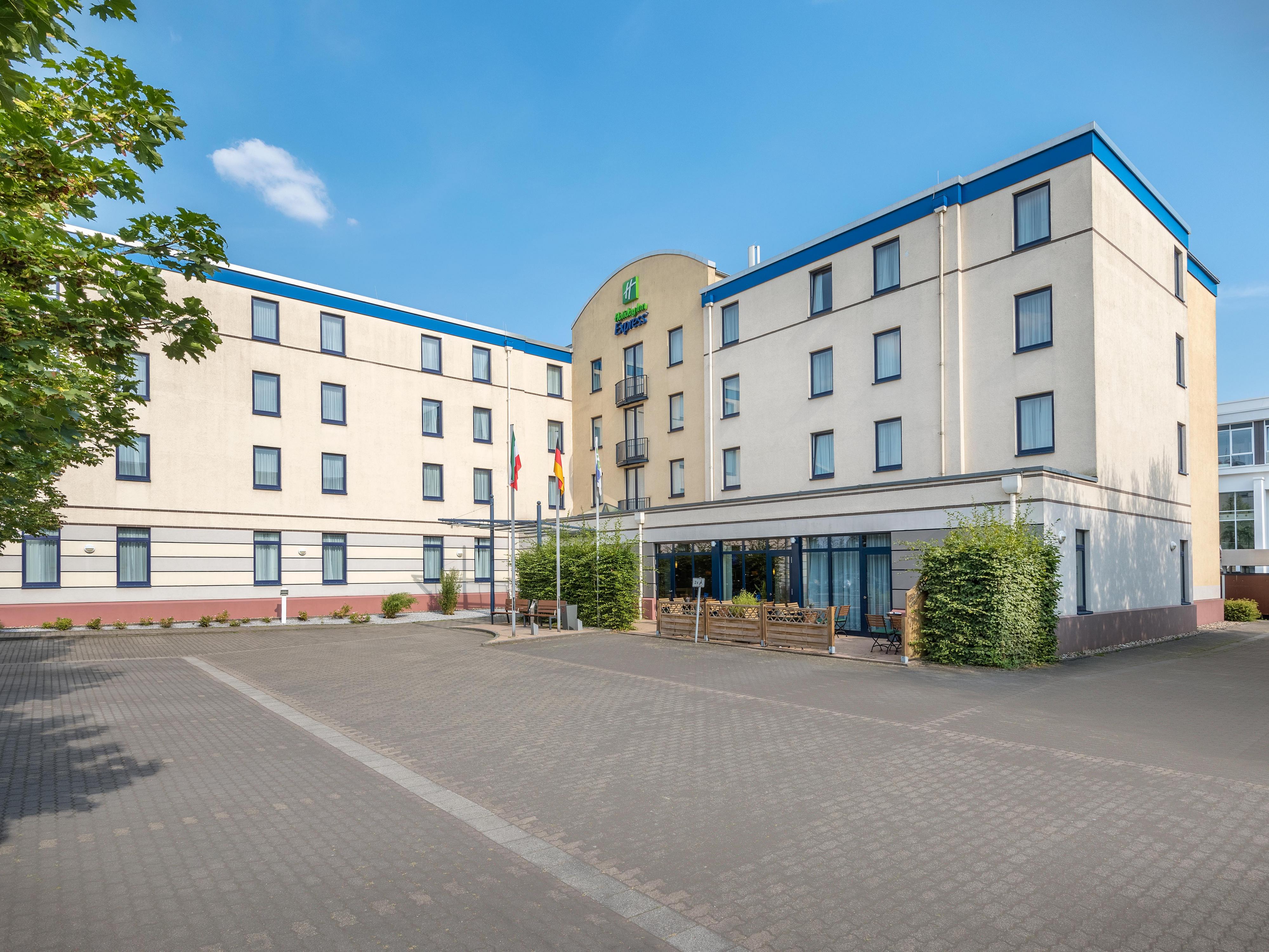 Express By Ihg Отель 3*