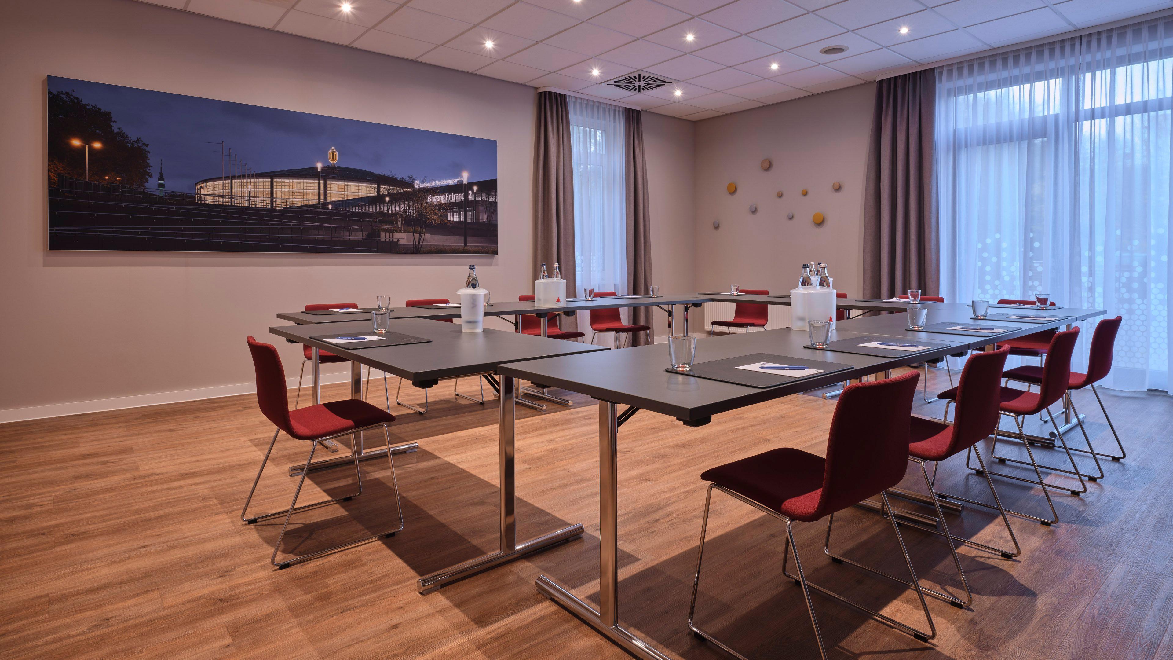 Express By Ihg Hotel Dortmund